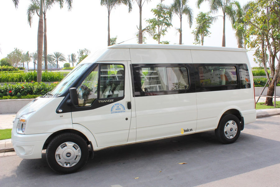 Xe 16 chỗ tiện lợi cho gia đình