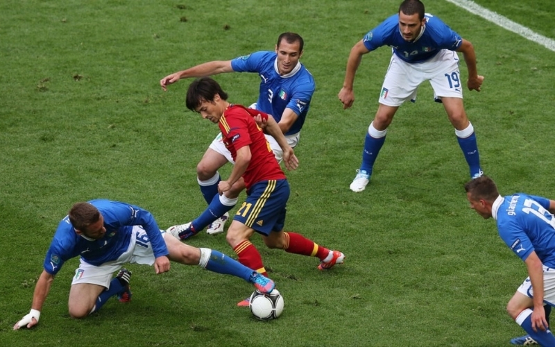 Tuyển Ý: Nghệ thuật phòng ngự Catenaccio.