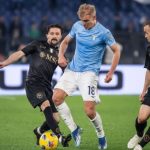 Napoli chia điểm Lazio trong trận cầu giằng co Serie A